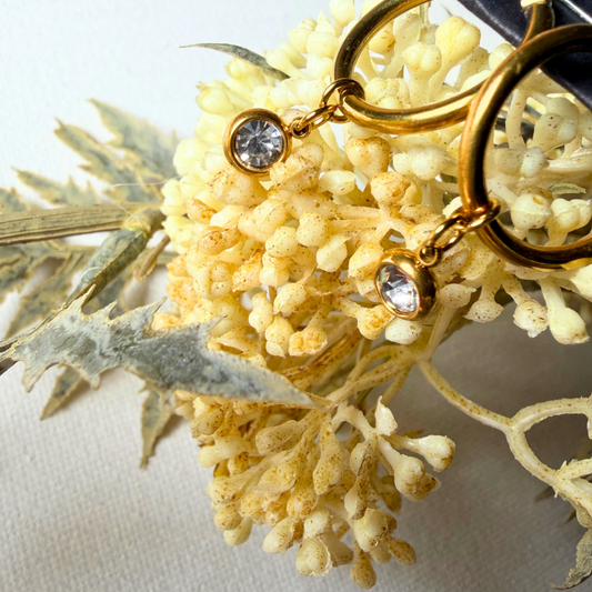 Oorbelle - goudkleur en bling